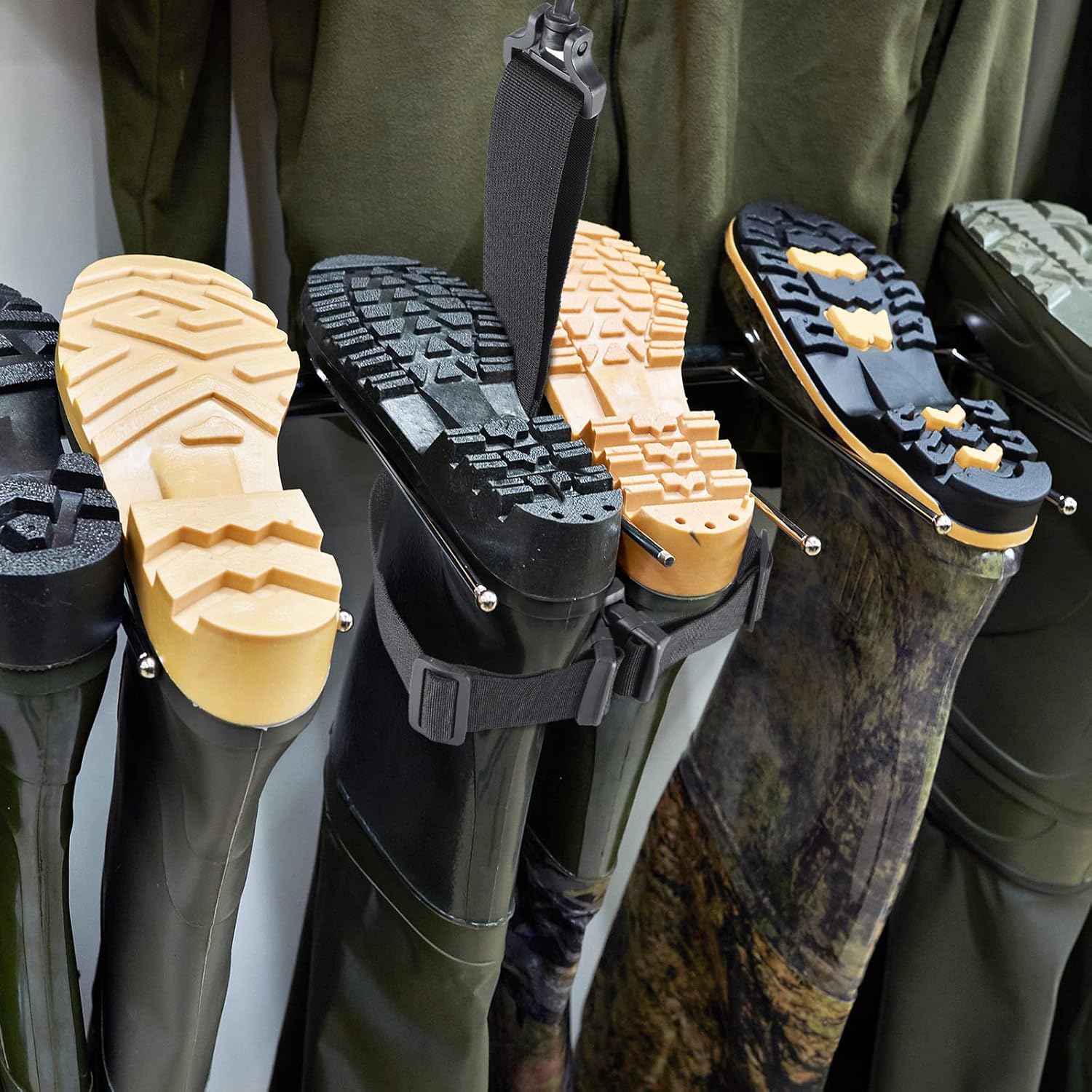 3 Pieces Fishing Wader Boot Hanger Fishing Boot Rack Men with Adjustable Belt and Swivel Dryer Hanger for Storage Drying - Image 4